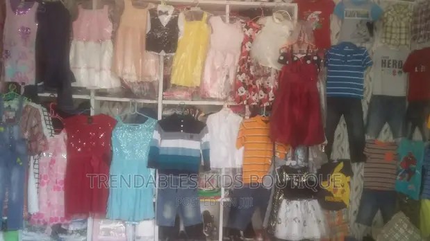 Kids clothing
