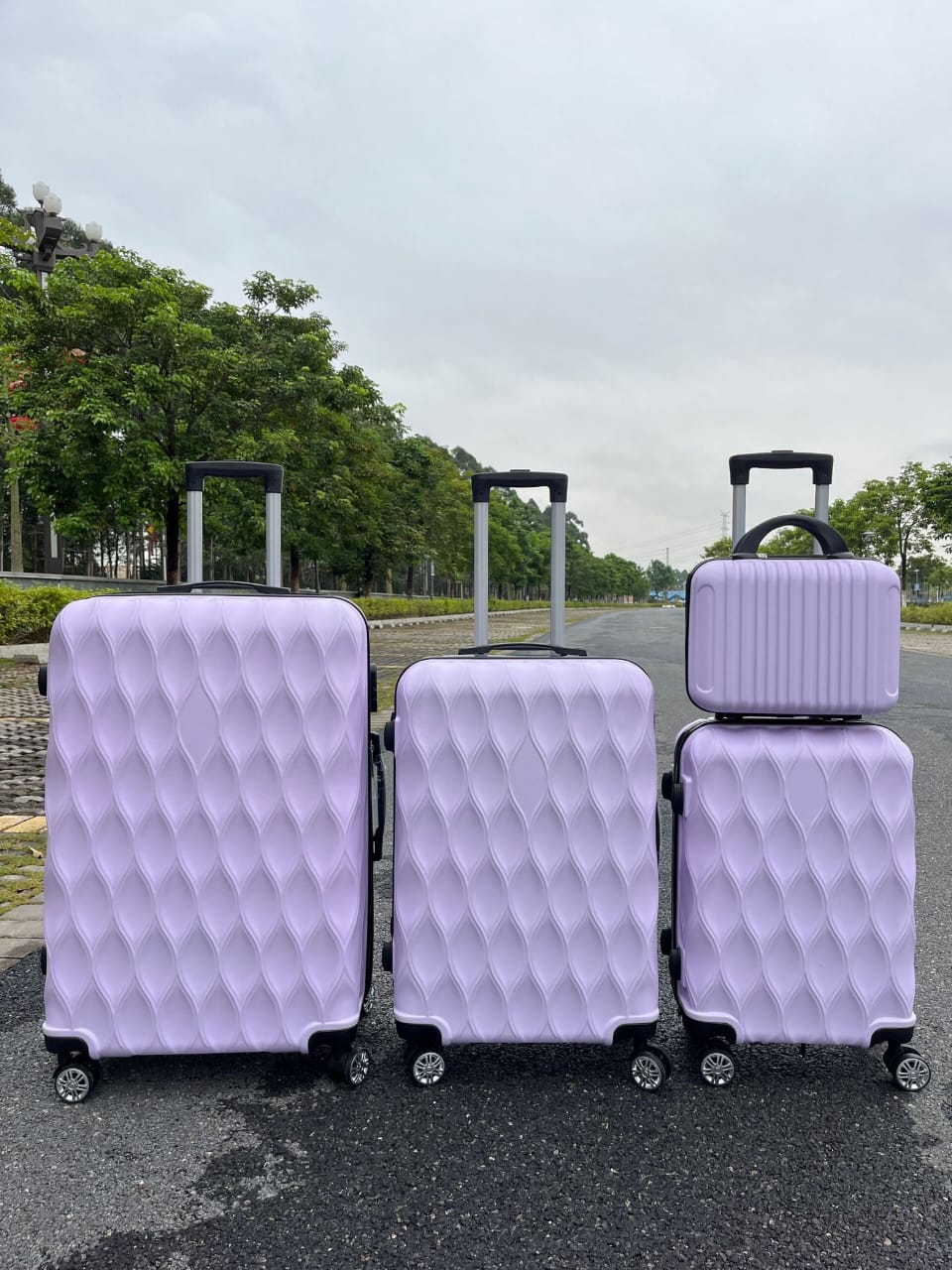 Travelling bag luggage set
