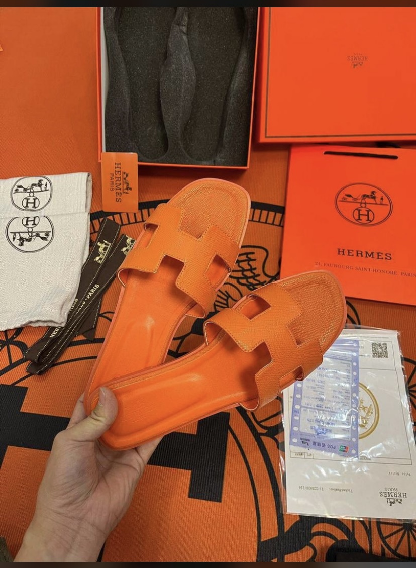 Hermes slipper